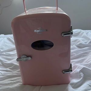 Small fridge, pink, beauty fridge